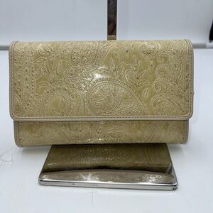 Relic Vintage Tooled Checkbook Wallet ***SEE PICS AND DESCRIPTION